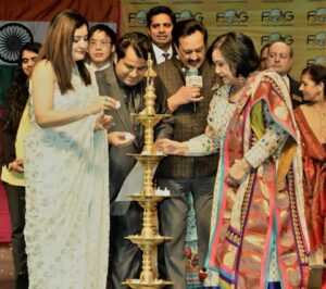 27545018_1788525904519169_2767533784175797102_n-300x266